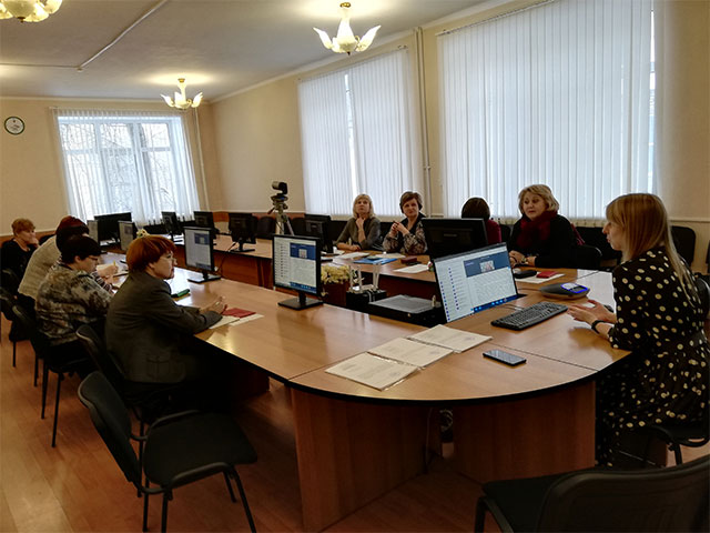 28 февраля 2022 года в ОГБУ ДПО «РИРО» состоялось открытое заседание регионального предметного клуба учителей русского языка и литературы